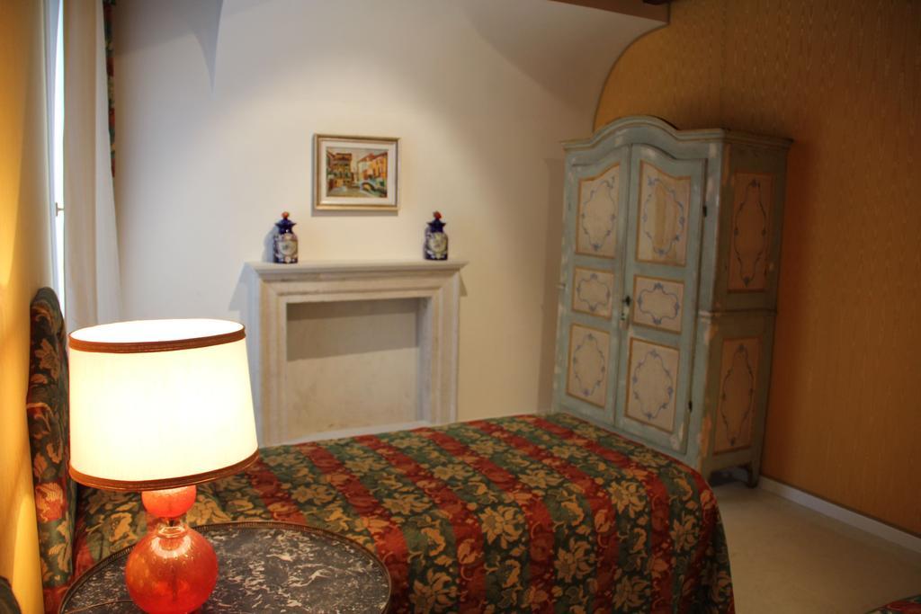 Sarai Apartments البندقية الغرفة الصورة