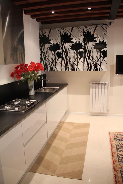Sarai Apartments البندقية الغرفة الصورة